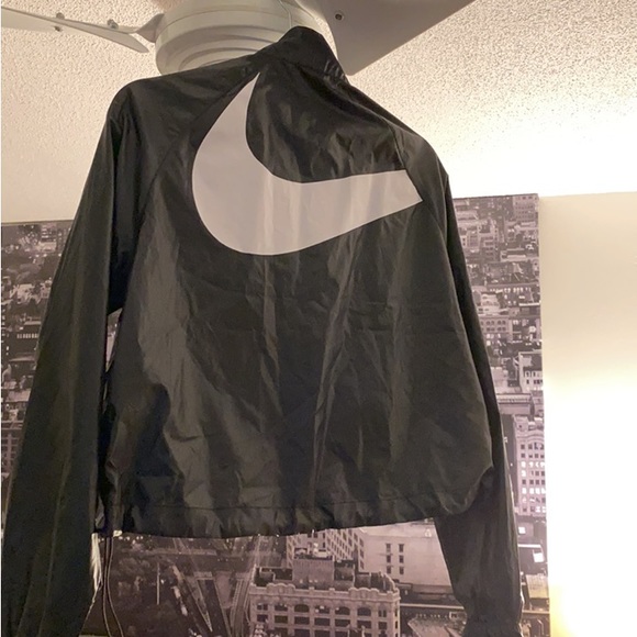 Nike windbreaker NWT - Picture 3 of 3